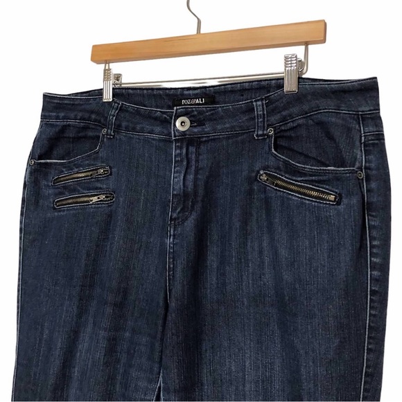 Roz & Ali Zipper Detailed Jeans - Picture 2 of 10